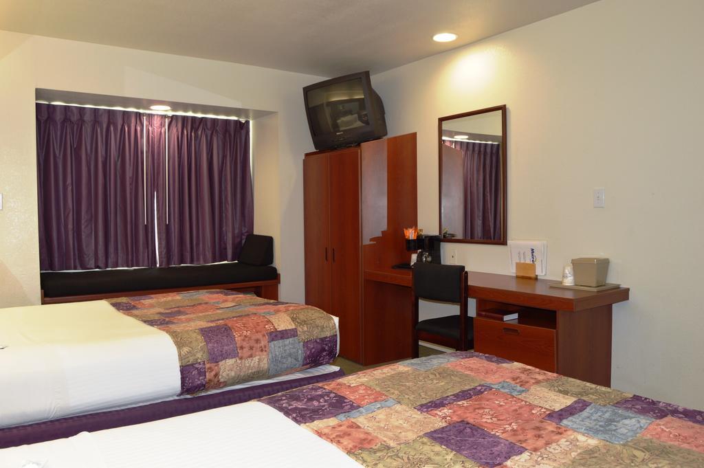 Microtel Inn And Suites By Wyndham Miami Ok Værelse billede